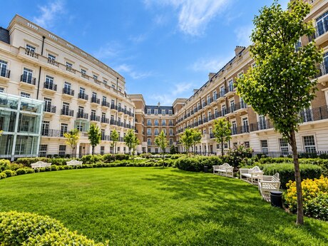 2-room new-build apartment for rent in Knightsbridge Residence White City, 58 m², 2 200 AZN/mo, photo 2 / 12