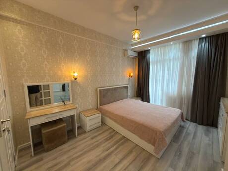 3-room apartment for rent, 110 m², Gənclik: 1 200 ₼/mo 5