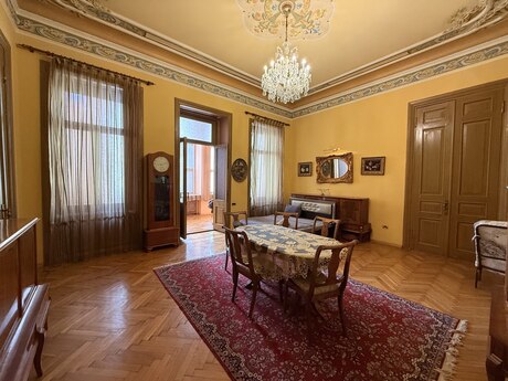 5 otaqlı mənzil, 250 m², Sahil: 2 000 000 ₼ 4