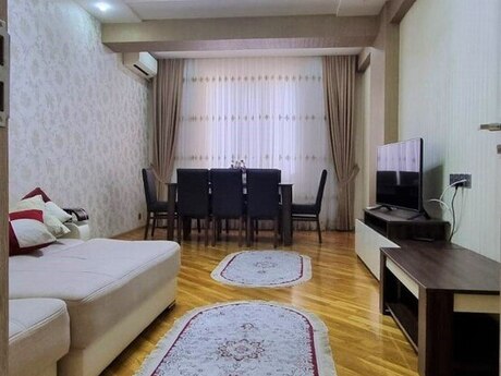 Аренда: 2-комнатная квартира, 65 м², Həzi Aslanov: 700 ₼/мес 2