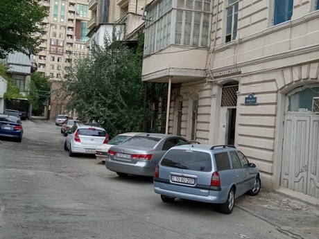 1-room apartment for rent, 35 m², 28 May: 300 ₼/mo 4