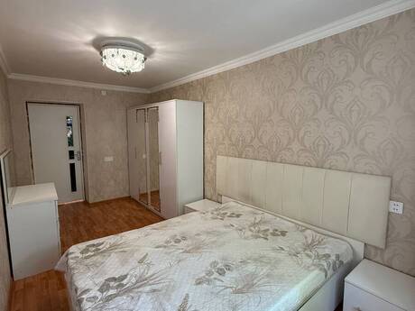 2-room old-build apartment for rent in Elmlər Akademiyası, 60 m², 700 AZN/mo, photo 3 / 12