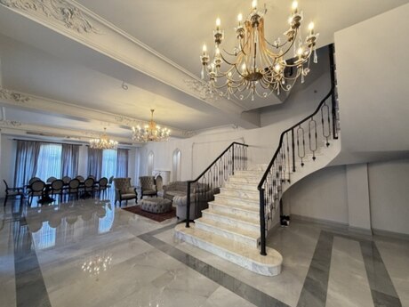 8-комнатный дом, 450 м², Badamdar: 1 250 000 ₼ 3