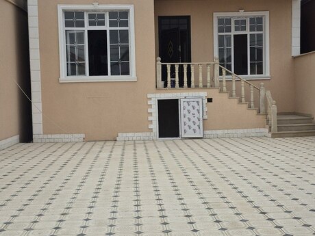5 otaq · 130 m², Hövsan