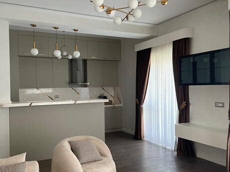 Elan №6510237 - Bakı, Ağ şəhər q., 2 otaqlı, 90 m², 5/8 mərtəbə