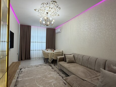 2-комнатная квартира, 54 м², Qurtuluş 93: 73 000 ₼ 2
