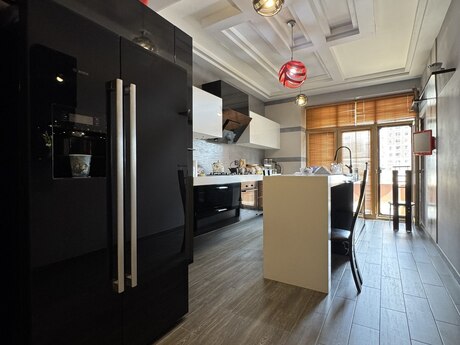 4-room apartment, 185 m², 28 May: 565 000 ₼ 5