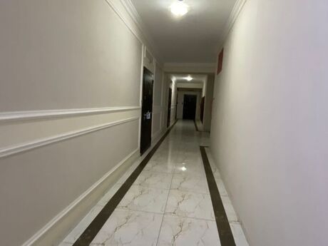 2-room apartment for rent, 75 m², Qara Qarayev: 700 ₼/mo 3