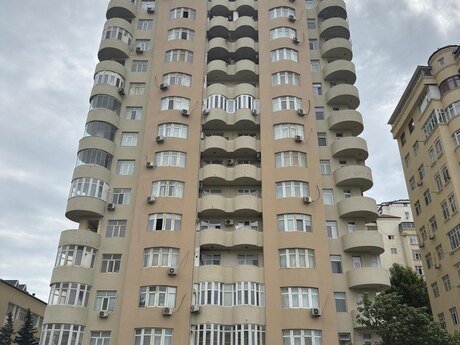 4 İnşaatçılar