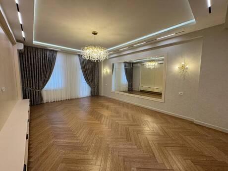 Объявление №6510599 - Баку, м. Элмляр Академиясы, 4-комн., 185 м², 3/17 этаж