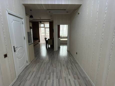 Аренда: 1-комнатная квартира, 50 м², Elmlər Akademiyası: 750 ₼/мес 3