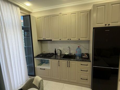 2-room apartment for rent, 65 m², West Town: 800 ₼/mo 3