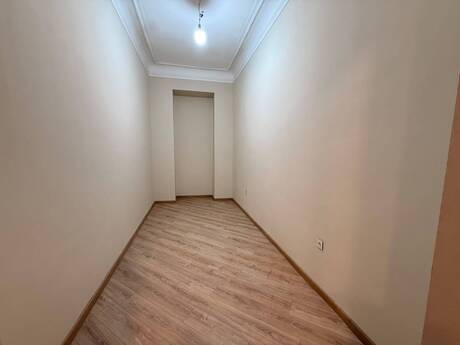 3-room apartment for rent, 80 m², Nəsimi: 1 200 ₼/mo 4