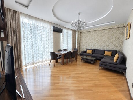 Elan №5993645 - Bakı, Nərimanov r., 3 otaqlı, 120 m², 12/20 mərtəbə