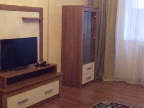 3-room apartment for rent, 110 m², İnşaatçılar: 750 ₼/mo 2