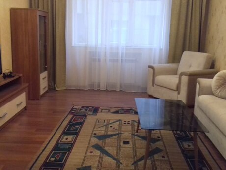 3-room apartment for rent, 110 m², İnşaatçılar: 750 ₼/mo 3