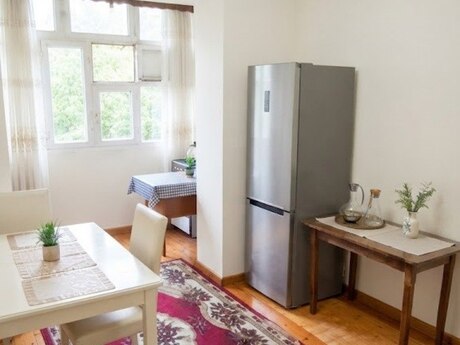 3-room old-build apartment for sale in Əhmədli, 87,9 m², 185 000 AZN, photo 2 / 4