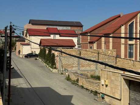 8 rooms · 338 m²