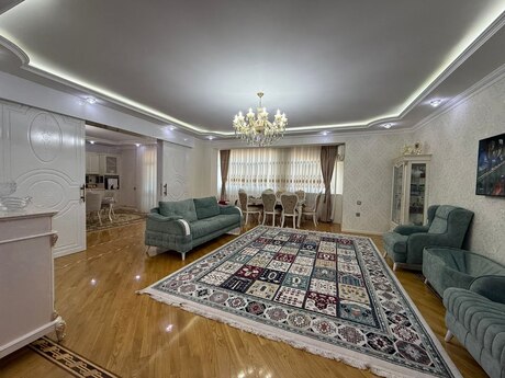 8 Noyabrda 3 otaqlı yeni tikili mənzil satılır, 175 m², 450 000 AZN, şəkil 3 / 12