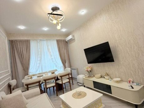 2-room apartment, 52 m², 20 Yanvar: 196 000 ₼ 2