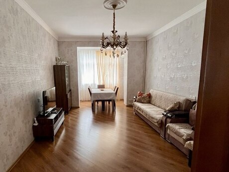 Elan №6511043 - Bakı, Elmlər Akademiyası m., 2 otaqlı, 65 m², 5/5 mərtəbə