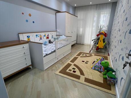 4-комнатная квартира, 144 м², Həzi Aslanov: 355 000 ₼ 5