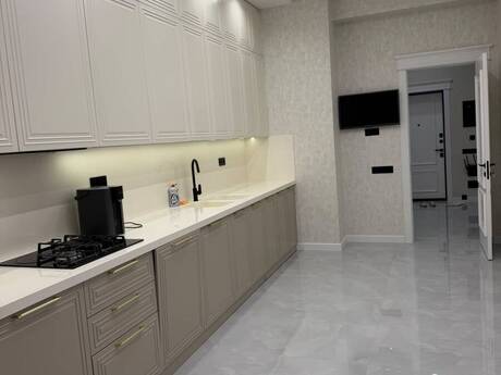 3-room apartment for rent, 150 m², İçəri Şəhər: 1 500 ₼/mo 5