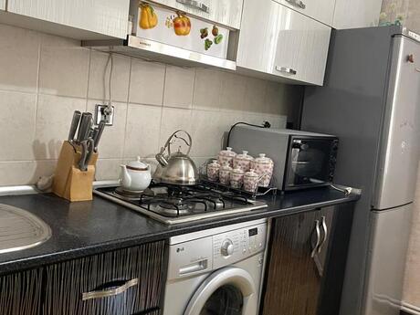 2-room apartment for rent, 70 m², Həzi Aslanov: 700 ₼/mo 3
