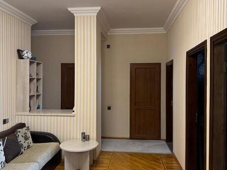 3 otaqlı mənzil, 103 m², 8-ci mikrorayon: 278 000 ₼ 4