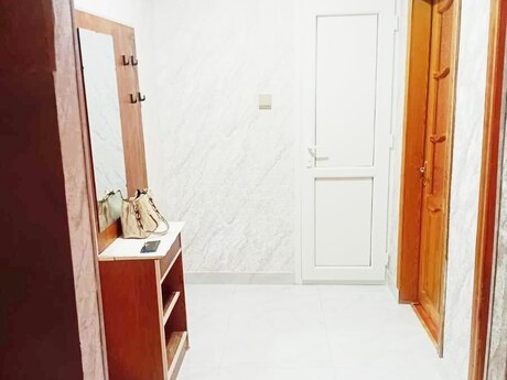 2-комнатная квартира, 36 м², 8-ci mikrorayon: 105 000 ₼ 5