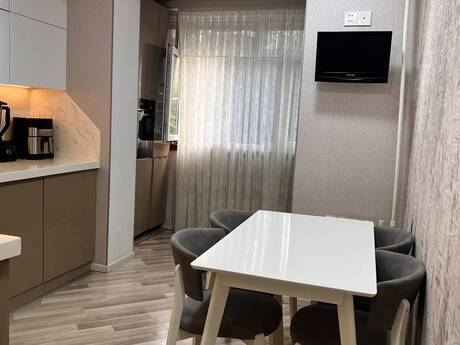 Xalqlar Dostluğunda 3 otaqlı köhnə tikili mənzil satılır, 85 m², 230 000 AZN, şəkil 3 / 12