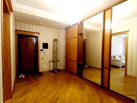 Продаётся 3-комнатная квартира в новостройке, Nəriman Nərimanov, 140 м², 382 000 AZN, фото 4 / 12