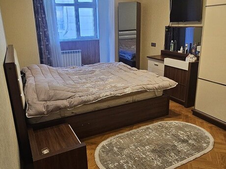 4-room apartment for rent, 110 m², Neftçilər: 1 000 ₼/mo 4