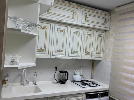 Nərimanovda 3 otaqlı köhnə tikili mənzil satılır, 65 m², 242 000 AZN, şəkil 5 / 12