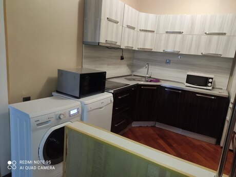3 otaqlı mənzil, 130 m², Nizami: 355 000 ₼ 2