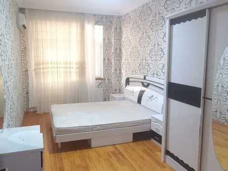 2-room apartment for rent, 65 m², İnşaatçılar: 550 ₼/mo 3
