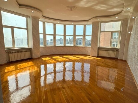3 otaqlı mənzil, 155 m², Elmlər Akademiyası: 429 000 ₼ 2