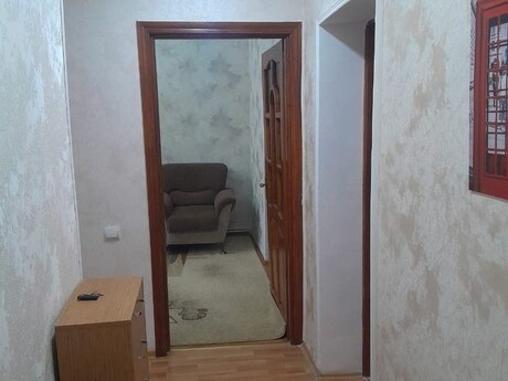 3-room apartment for rent, 75 m², Həzi Aslanov: 600 ₼/mo 2