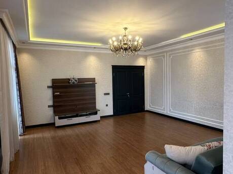 2-комнатная квартира, 105 м², Triumph Palace: 375 000 ₼ 2