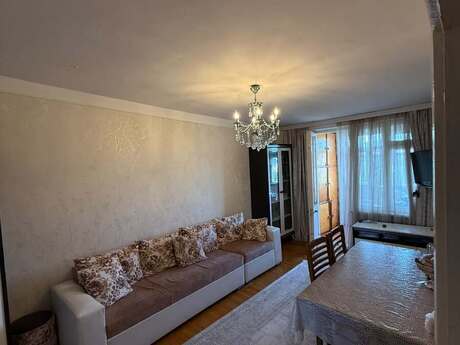 Объявление №6511566 - Баку, м. Нефтчиляр, 3-комн., 75 м², 5/5 этаж