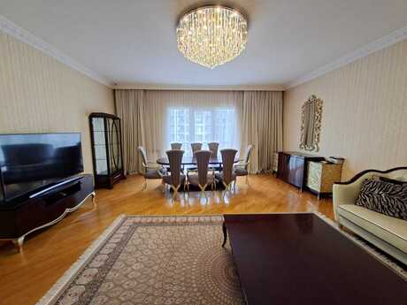 Аренда: 3-комнатная квартира, 150 м², 28 May: 1 500 ₼/мес 2