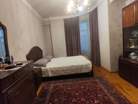 3 otaqlı mənzil, 114 m², Bakıxanov: 199 000 ₼ 3