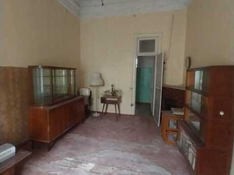 2 otaqlı mənzil, 40 m², Nizami: 90 000 ₼ 2