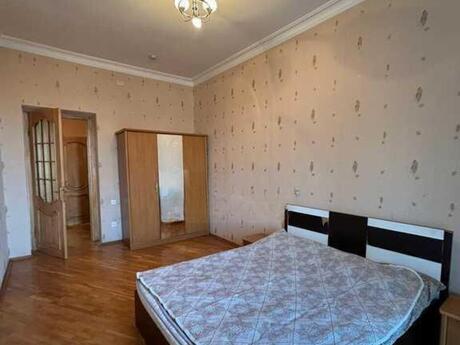 3 otaqlı mənzil, 80 m², Sahil: 350 000 ₼ 3