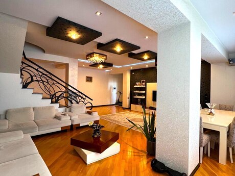 3-комнатная квартира, 160 м², İnşaatçılar: 348 000 ₼ 3
