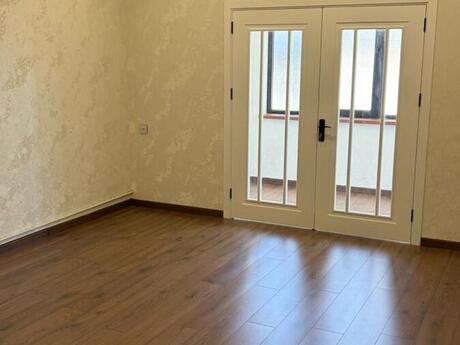 2 otaqlı mənzil, 80 m², 28 May: 198 000 ₼ 5