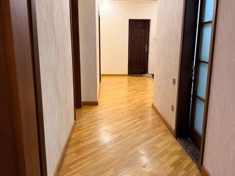 3-room apartment for rent, 115 m², Elmlər Akademiyası: 950 ₼/mo 3