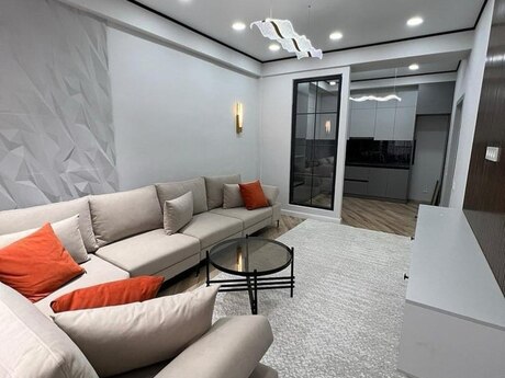Kirayə 2 otaqlı mənzil, 70 m², 8 Noyabr: 1 400 ₼/ay 3