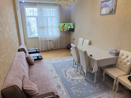 Продаётся 3-комнатная квартира в новостройке, Həzi Aslanov, 100 м², 239 500 AZN, фото 2 / 8