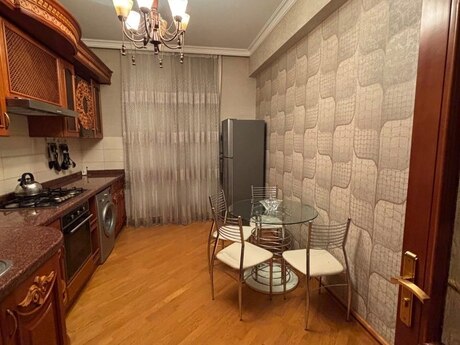 Kirayə 3 otaqlı mənzil, 125 m², Nəsimi: 900 ₼/ay 3